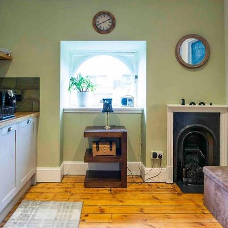 Spacious City Centre Apartment Full Of Character Inverness Buitenkant foto